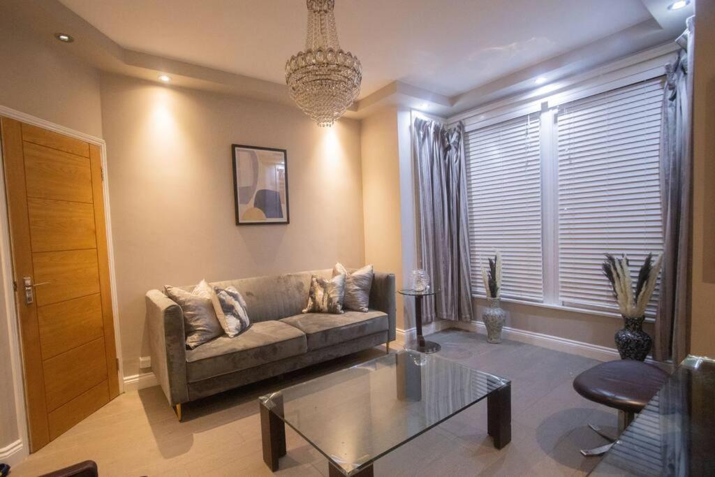 Oikoshomes Three Bedroom Flat In Лондон Екстер'єр фото