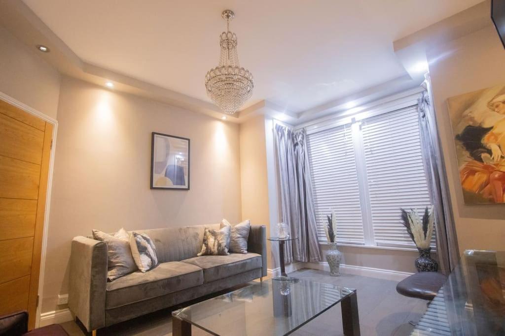 Oikoshomes Three Bedroom Flat In Лондон Екстер'єр фото