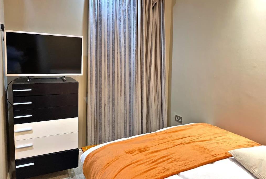 Oikoshomes Three Bedroom Flat In Лондон Екстер'єр фото