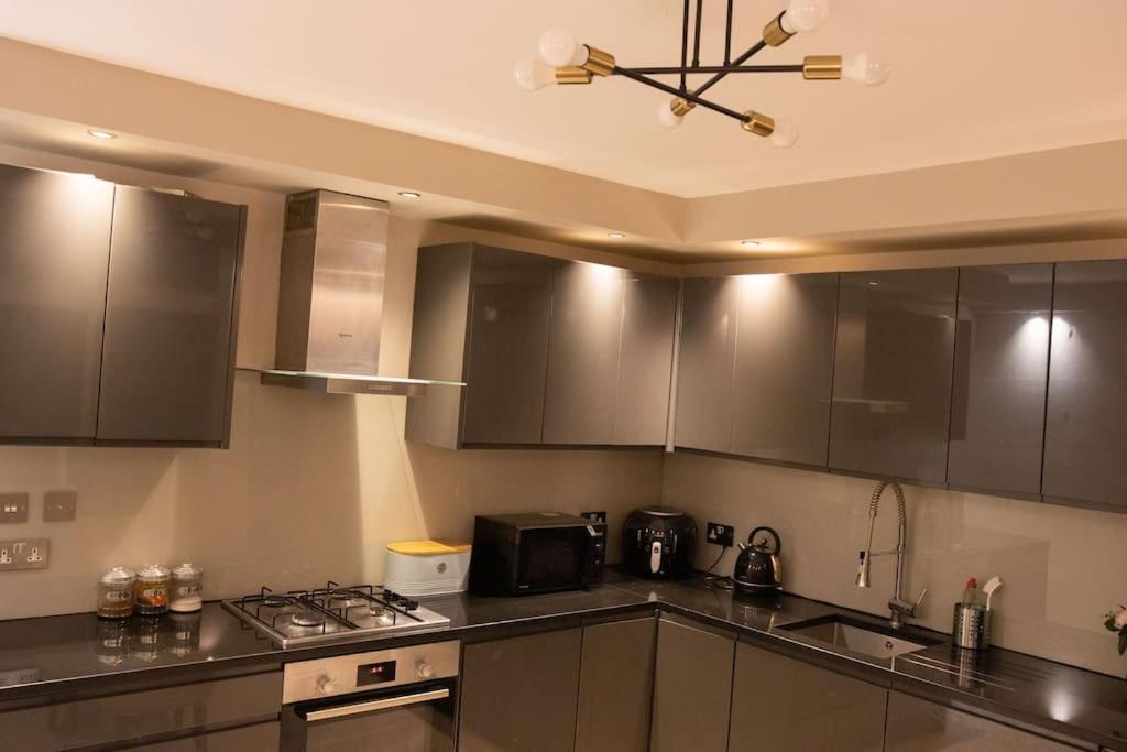 Oikoshomes Three Bedroom Flat In Лондон Екстер'єр фото